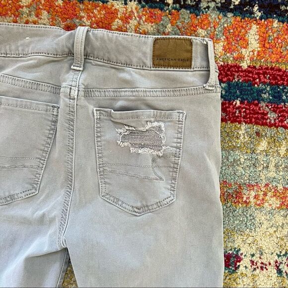 American Eagle Outfitters Super Stretch Ripped Jegging Jeans - Picture 7 of 13